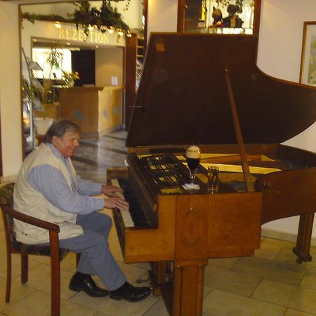 Hotel Reifenstein Kleinbartloff Luaran gambar