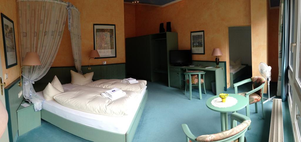 Hotel Reifenstein Kleinbartloff Luaran gambar